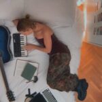 Mónica Mara Instagram - Un pequeño avance de "Fuera de la ciudad" ❤️‍🩹 tenéis ganas de que salga? (Yo sí)
