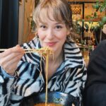 Müge Bayramoğlu Instagram - Dancing chopsticks