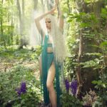 Ma'Ma Queen Instagram - The fantasy of a fashionable fairy cuaght in a random act of modeling in her natural environment 🧚‍♀️ Make up and hair by @iammamaqueen Styling and photography + editing and retouching by @danaebphotography Fashion by @studio.hiem #teamwork makes the #dream work! #fashion #fantasy #photography #forrest #model #photographer #art #passion #creativity #nature Kralingse Bos