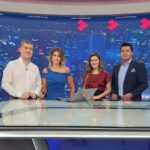 Macarena Pizarro Instagram - Muy bien acompañada hoy en @chvnoticias !!! @sole.aguero.g @edutvt @patoangulocl
