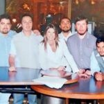 Macarena Pizarro Instagram - Otra del recuerdo!! Esta es del 2005 y me la mandó @corvalan78 🎥 Estamos todos igualitos... o no @alfonsokmara @hernanchandia @cristianromero5800 ???? 😂 Inés Matte Urrehollywood