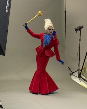 Madame Madness Instagram - 𝘽𝙀𝙃𝙄𝙉𝘿 𝙏𝙃𝙀 𝙎𝘾𝙀𝙉𝙀𝙎 📸 👑 🇳🇱
Promo for @videolandonline
@wowpresentsplus
@logotv .

Look by @teun_seuren
.
.
.
.
#drag #pride #dragqueen #dragrace #RPDR #dragraceholland
#transformationtuesday #cute #dragmakeup #mua #makeup #love #instagood #instamood #instadrag #photooftheday #tbt #beautiful #happy #fashion #ootd #fun #igers #amazing #beauty #gay #gayguy