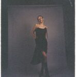 Maddie Ziegler Instagram - 🖤my moms dress when she was younger