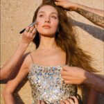 Maddie Ziegler Instagram - the continued story with @cosmopolitan 🧚🏼‍♀️