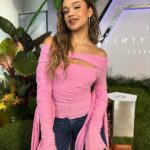Madison Bailey Instagram - The #FentyBeautyExperience was all glitz, glam and Gloss Bomb 🎀 Get my favs at the #SephoraSavingsEvent before it ends on 11/6 #FentyFacePartner
