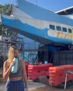 Madison Bailey Instagram - The highs and lows of the plane days