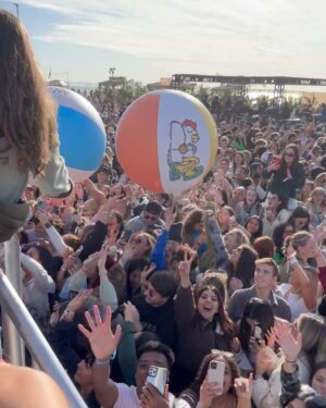 Madison Bailey Instagram - POGUELANDIA 🌴 @netflix can we do this every day? 🥹 Best day ever. Annnd did ya hear? We’re renewed!  SEASON 4 IS HAPPENING ‼️🖤 #wediditjoe #P4L