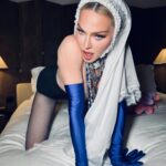 Madonna Instagram – Thank you Barcelona 🇪🇸…………… incredible. Energy ⚡️⚡️⚡️