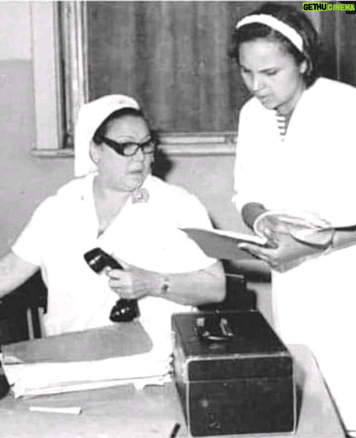 Magdy El Hawary Instagram - #تحية_كاريوكا وهي كبيرة ممرضات متطوعه في مستشفي اثناء حرب اكتوبر 1973 ❤