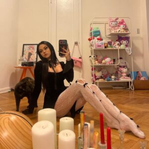 Maggie Lindemann Instagram - 🖤🫀🕸🎀