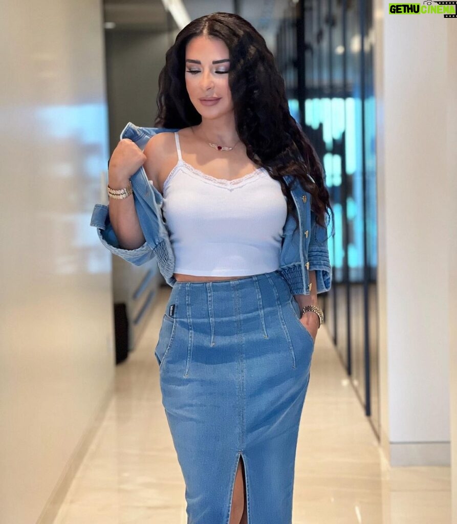 Maguy Bou Ghosn Instagram - ✨🤍 #MaguyBouGhosn | #ماغي_بو_غصن Beirut, Lebanon