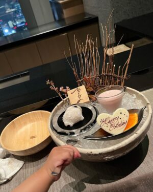 Mai Hakase Instagram - 先日は私の誕生日でした🥰❤️
その日は母も来てくれて一緒に食事できました😊自分が母になると、自分の誕生日は母に感謝する日だなぁと改めて思うようになりました🥺✨家族や周りの人に感謝してすごしていきたいです☺️