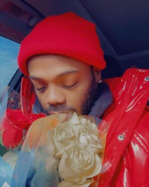 Makayla Lanvin Instagram - Today I did something I always been scared to do it took me years just to get the heart to visit my grandma’s grave but I really needed to talk to my Lady and it felt good I talked,smiled,Cried  everything. It was well needed I just pray you continue to watch over me and the family we definitely miss u more than anything but we are good..mom mom I love u soo much your kk really misses you like Hell. Some days I be wanting to just give up but then I think of you telling me to keep pushing you got this it’s just kinda hard knowing your not here physically🥲🥲🥲😌😞😔😭😭😭😭💔💔💔💔
