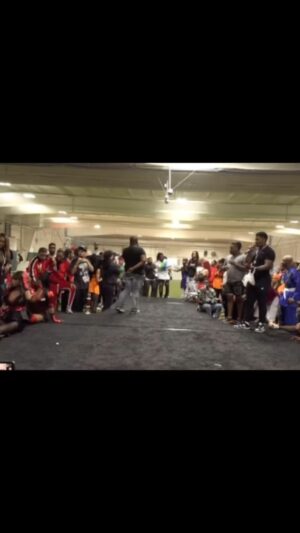 Makayla Lanvin Instagram - LEGENDARY MAKAYLA VS LEGENDARY SHADERA PHILADELPHIA NEEDED THIS!!!!#theprincessofphiladelphia #kaybae#vogue #ballroomdance #spins#legendary #dips#flips#heels👠 #viral#share#like#comment @beyonce @ellendegeneres #dramatic
