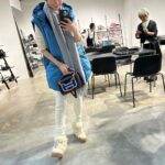 Maki Tamaru Instagram - 今日、お昼からは結構あったかかった。 まだ1月なのに🤔 ダウンベストでいいくらい。 確か1週間前はめちゃ寒かったような、、、。 展示会巡り SOPHIE BILLE BRAHEの イニシャルMと♡型リング 2月から伊勢丹でポップアップも始まるようだ ネックレスやブレスがほんとに美しくて　 展示会で初めて見たときに キュンキュンしました。 そして、次男恐竜を🦖ピックアップに行ってから レゴスクールへ。 その間にお気に入りのチーズと チーズ用のジャムをゲット💃 帰宅してから あまりうまく作れない（；＿；）と ぐずりながら、せっせと紙飛行機を作る次男 なんでもいいから、最後はちゃんときれいに片付けて！ Σ(￣。￣ﾉ)ﾉ 夕食の後片付けも終えて、やっとお風呂 時計見たら、もうこんな時間（ ; ; ） 時計 壊れてるんじゃないかな？ 2時間位早く進みすぎてるんじゃないかな？💦 恐竜🦖🦕達を寝かせてから ベッドサイドであったかいお茶を1口。 ほっ。と。する 明日は木曜日！ おやすみなさい。また明日✨