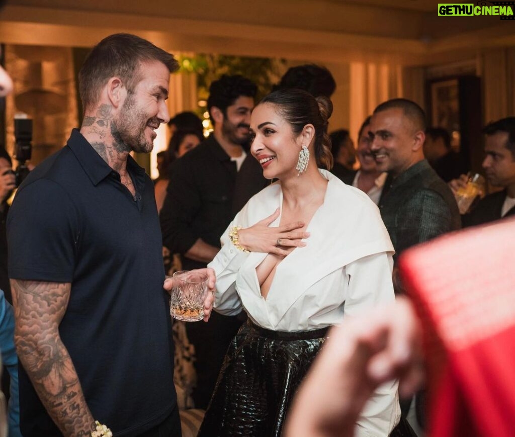 Malaika Arora Instagram - This one’s for you @iamarhaankhan …. Our all time favourite @davidbeckham ❤️….. thank you @sonamkapoor @anandahuja for such a warm n beautiful evening 🤗❤️