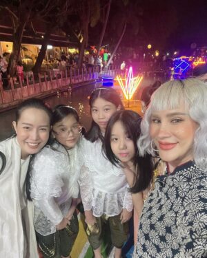 Manaswee Krittanookul Instagram - สุขสันต์วันลอยกระทง 🪔