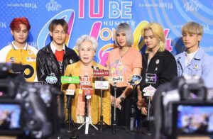 Manaswee Krittanookul Instagram - งานแถลงข่าว to be number idol 14 🧡🧡
แล้วเจอกันนะคะน้องน้อง พวกพี่จะตามไปหาน้องน้องในแต่ละภาคนะคะ 🧡🧡