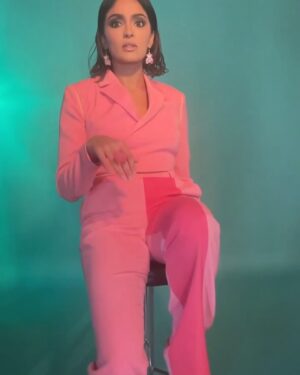 Mandeep Dhillon Instagram - Pink Gummy Bears 💗

@photobookmagazine #photobookmagazine
PhotoBook Editor-In-Chief: Alison Hernon @718blonde
Creative Director: @mikeruiz.one @mikeruizone
Photographer: @sequoiaemmanuelle
Fashion Stylist: @lil_saigon
Hair:  @hairbyrenecortez
Makeup: @tatiyanaelias
Interview: Uno, Contributor, PhotoBook Magazine @uno0717
PR: @42West