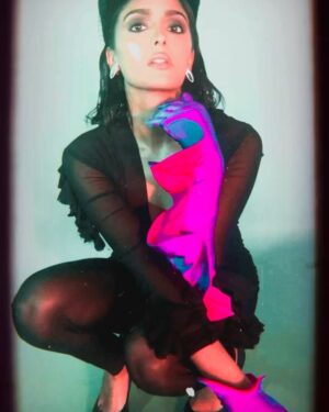 Mandeep Dhillon Instagram - 🖤💜 

@photobookmagazine #photobookmagazine
PhotoBook Editor-In-Chief: Alison Hernon @718blonde
Creative Director: Mike Ruiz + @mikeruiz.one @mikeruizone
Photographer: Sequoia Emmanuelle @sequoiaemmanuelle
Fashion Stylist: Andrew Philip Nguyen @lil_saigon
Hair: René Maldonado Cortez @hairbyrenecortez
Makeup: Tatiyana Elias @tatiyanaelias
Interview: Uno, Contributor, PhotoBook Magazine @uno0717
PR: @42West