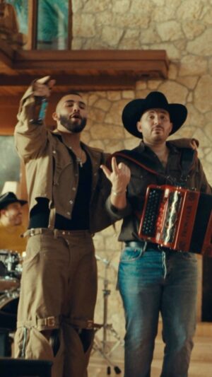 Manuel Turizo Instagram - “DE LUNES A LUNES” 🔥🎶🤠 Ya disponible #regionalmexicano #elcomienzo #delunesalunes #manuelturizo #grupofrontera❤️ @manuelturizo