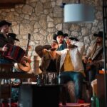 Manuel Turizo Instagram - Terapia grupal pa el despecho