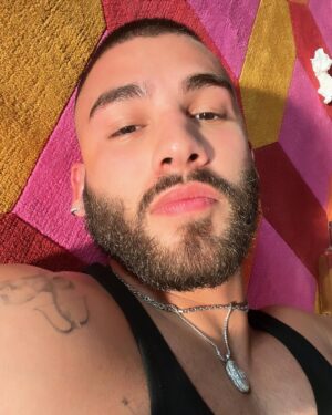 Manuel Turizo Instagram - Te mandaron a decir que te la dedican que anda bebiendo por ti