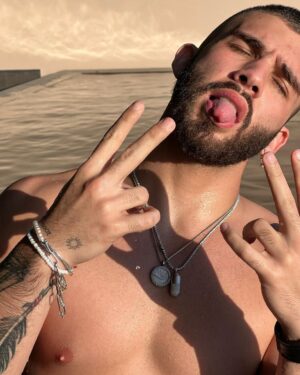 Manuel Turizo Instagram - Saludos ✌🏽