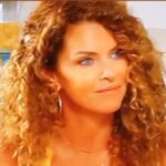 Manuela Lopez Instagram - 🎬ce soir sur TMC 🎬#tmc #series #lmdla #inédit