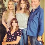 Manuela Lopez Instagram - Tournage 🎬🎬🎬#jaimemonjob #family #lma