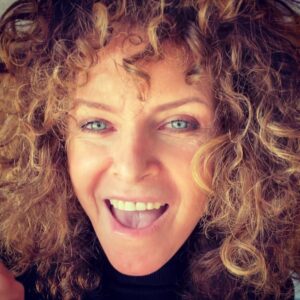 Manuela Lopez Instagram - Résolution 2021- Récupérer ma #joiedevivre ! Vivre en accord avec soi même ! #profitez donc bien des dernières diffusions