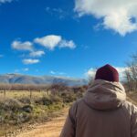 Manuela Velasco Instagram - La suerte de poder empezar el año con la familia, una sopa y un paseo por el campo. Y con la tranquilidad y la alegría de tener trabajo 🙏🏻 #bienvenido2024