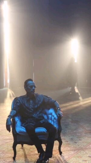 Marc Anthony Instagram - Mi Gente! Hoy estamos celebrando 3 semanas consecutivas con “Punta Cana” de #1 en el Tropical Airlplay. Gracias a todos por gozarse esta canción conmigo, Esto Sigueeee y disfruten el behind the scenes en mi canal de YouTube.