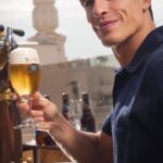 Marc Márquez Instagram - Mañana divertida con amigos y Estrella Galicia 0,0 🍻 Como siempre, está prohibido bajar los brazos 💪🏻