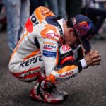 Marc Márquez Instagram - P.9🏁 Hoy he asumido riesgos para seguir al grupo de cabeza pero no ha podido ser. Contento con la remontada y el ritmo después de la caída. 💪🏼 P.9🏁Taking risks today to follow the leading group but I couldn’t. Happy with the result and the pace after the crash.  Thanks for the support, India! ✊🏻😍 #MM93 #IndianGP #MotoGP Buddh International Circuit