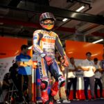 Marc Márquez Instagram - Contento con el pase a la Q2! 🏁 Mañana intentaremos mantener la intensidad en un circuito difícil para nosotros! 💪🏼 Happy to get into to Q2! Tomorrow we’ll try to keep the rhythm in a difficult circuit for us💪🏼 #MM93 #QatarGP #MotoGP Losail International Circuit