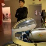 Marc Márquez Instagram - Conociendo a toda la familia @gresiniracing antes de la presentación oficial del equipo mañana a las 18.30h. 🎭 😁🕴 Meeting all #GresiniRacing family before the team official presentation tomorrow at 6.30PM ⏰️ #MM93 Italy