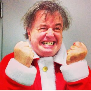 Marcelo Mansfield Instagram - Calor de 300 Graus e eu com essa roupa !!! O que a gente nao faz por uns trocados no fim do ano!!!!! #natal #papainoel #xmas #santaclaus #seulilidenatal #fun #funny #amazing #love #felicidade #natalbrasileiro