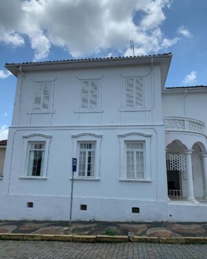 Marcelo Mansfield Instagram - Amparo SP…. Que cidade legal … e pra almoçar recomendo muito o @aires.bistro 

#fun #viagem #amazing #natal2023 #estrada #turismo