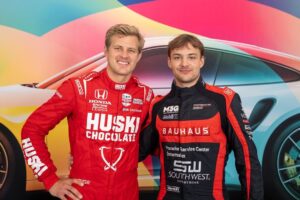 Marcus Ericsson Instagram - Always a pleasure to race against big bro⚔️🤝🏼

📷 @arminiiius