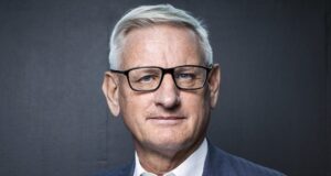 Marcus Oscarsson Instagram - CARL BILDT OROAD – "BLIR BARA VÄRRE OCH VÄRRE"

✅ Läs genom att klicka på mitt namn ovanför bilden och sen den blå länken.⁣⁣⁣⁣⁣⁣⁣⁣⁣⁣⁣⁣⁣⁣⁣

✅ Eller gå direkt in på marcusoscarsson.se