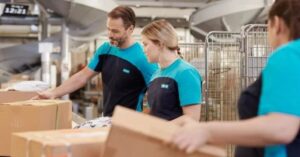 Marcus Oscarsson Instagram - MASSIV INSATS AV POSTNORD – SLAGIT TILL MOT 1 200 PERSONER 

✅ Läs genom att klicka på mitt namn ovanför bilden och sen den blå länken.⁣⁣⁣⁣⁣⁣⁣⁣⁣⁣⁣⁣⁣⁣⁣

✅ Eller gå direkt in på marcusoscarsson.se