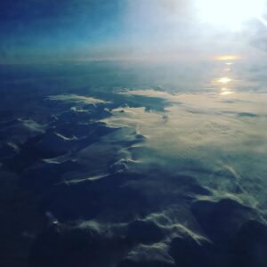 Marek Němec Instagram - Helejte,vim,ze je to hrozny-divat se na Gronsko,ale horsi je,kdyz bude 17. a 18. unora v divadle malo vas! Pojdte na Sirotky,slibuju,ze budu vopalenej a desne takovej fajn,jo?Diky! Adios;)