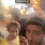 Marek Němec Instagram - Točíme si a budeme doufat,že vám to zvedne koutky a nahrbí nosy k úsměvu! #prvnivlastovka #pracejeradost Ostrava