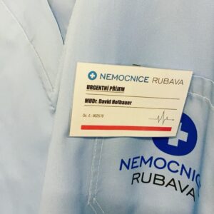 Marek Němec Instagram - Fajn den všem,zejména těm,kteří makají v první linii - zdravotníkům!
Jste sekáči a nenecháme vás padnout.
A vy ostatní: buďte zodpovědní🙏🏻.
Konec moudra.Přepínám🤡