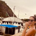 Maria João Bastos Instagram - Por aqui a aproveitar estes dias lindos antes de começar a “loucura” do carnaval!!! E vocês?? Alguém já tem planos para o carnaval?!? Partilhem aqui comigo! 👇😘 Rio de Janeiro, Rio de Janeiro
