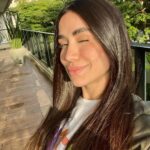 Maria Venture Instagram - sorte no amor e no jogo, ufa amo fazer parte do time da @sigablaze :) o site é para maiores de 18 anos e é tão prático que consigo apostar nos jogos em qualquer lugar que eu esteja! ps: não se esqueçam de ler as diretrizes e de apostar com consciência e responsabilidade 🤍♣️