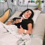 Maria Venture Instagram - •parte 1 um resumo do que estou passando nessas últimas 2 semanas :( estou com neuralgia do trigêmeo (mas a boa notícia é que vou me curar, não é crônico). quero agradecer a minha mãe @neivaventure por não sair do meu lado 1 segundo sequer 🫶🏻