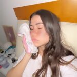 Maria Venture Instagram - sisos, vcs são úteis apenas para causar dor :) eu definitivamente detesto vcs 4 até nunca mais Socorro Deus