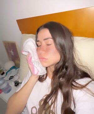 Maria Venture Instagram - sisos, vcs são úteis apenas para causar dor :)
eu definitivamente detesto vcs 4 
até nunca mais